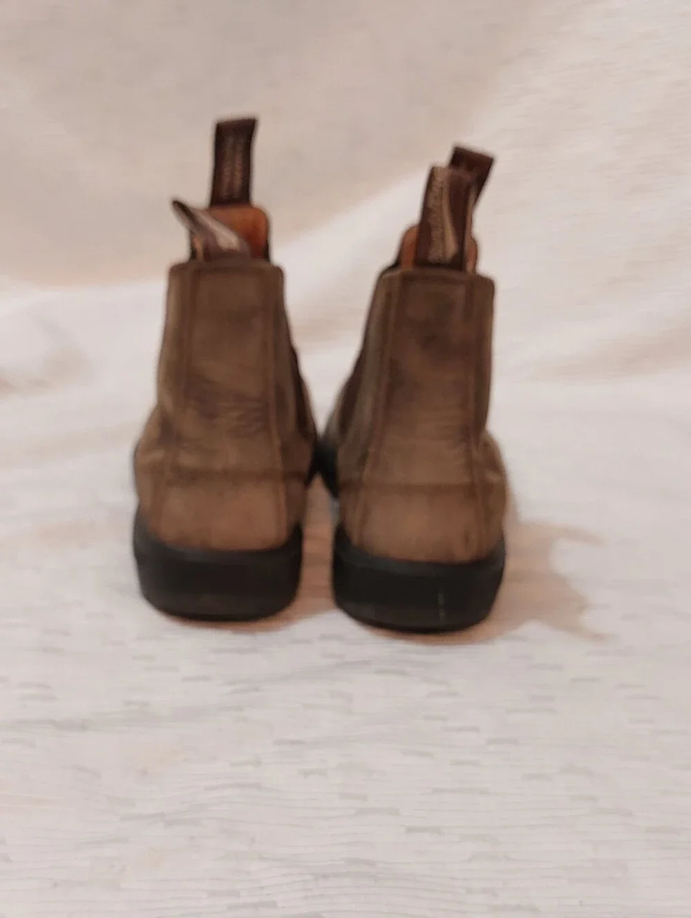 Blundstone Brown Chelsea Boots with Dark Elastic Panels Size 9.5